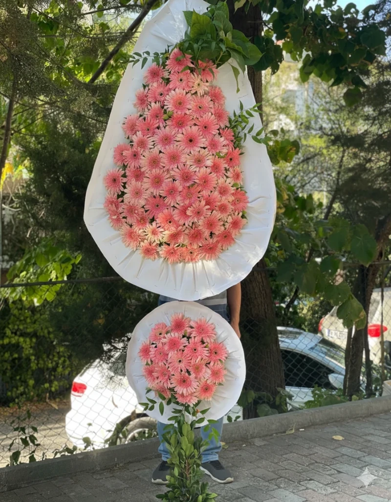 Pembe Garbela Çelenk